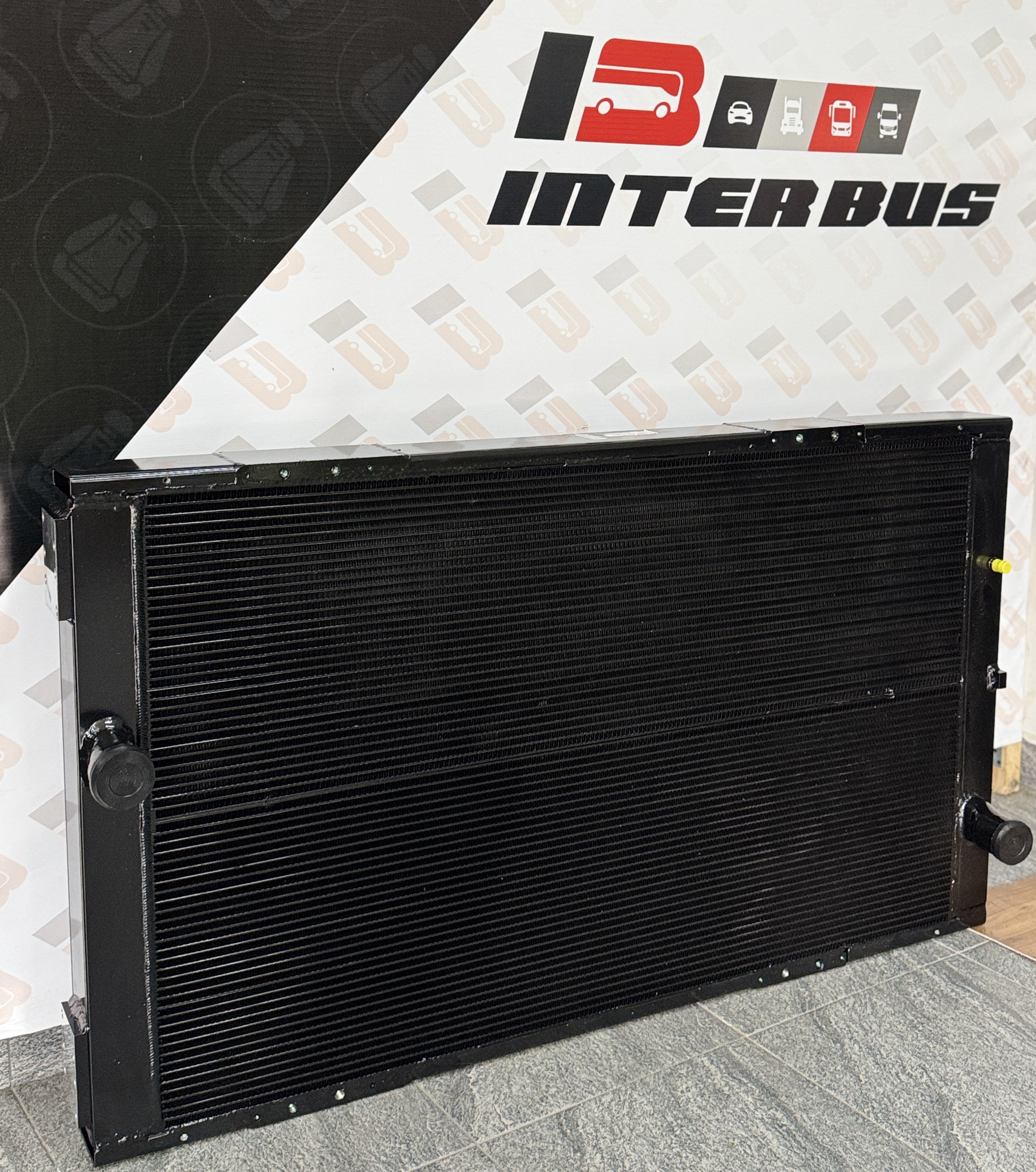 Van Hool 11003691 Water Radiator